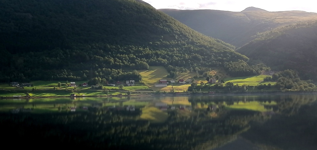 Ráno vo fjorde