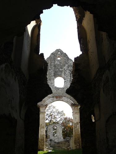 Zrúcaniny kostola a kláštora sv. Kataríny