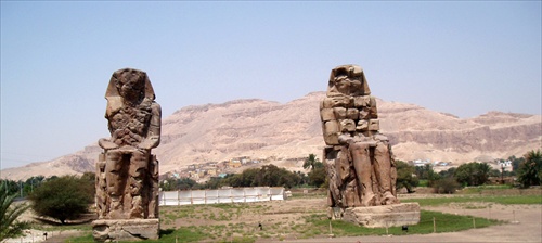 Memonove kolosy Luxor
