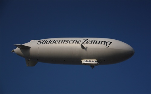 Zeppelin vo vzduchu