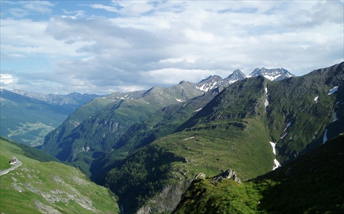 Alpské údolie