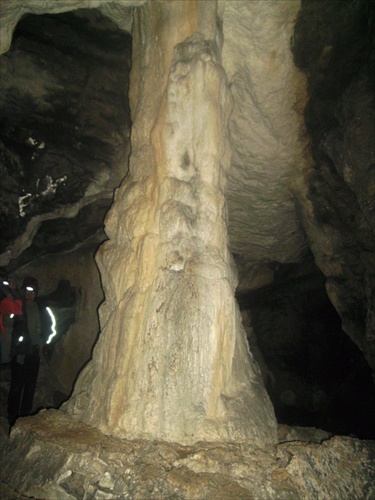 stalagnat v Stanišovskej jaskyni