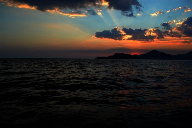 západ slnka za jadranské more