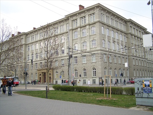 Fakulta sociálních studií, Brno