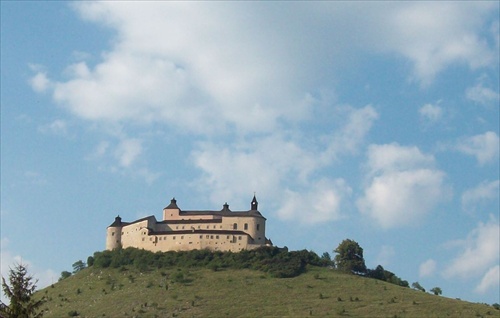 hrad Krásna Hôrka