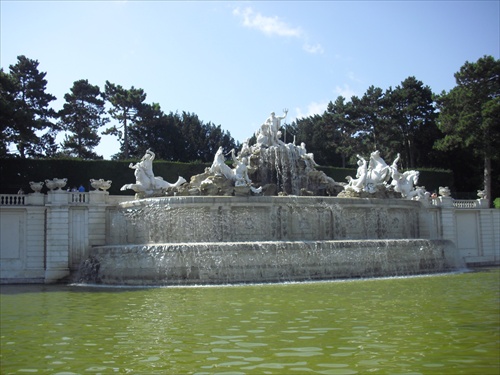 Fontana Schonbrunn