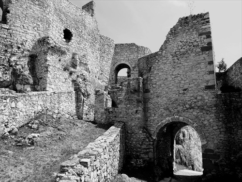 útroby Spišského hradu