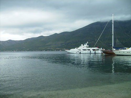 Také jachty na ostrove Korčuľa by som chcel aj ja
