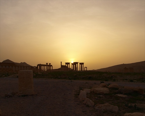 Západ slnka v Palmýre
