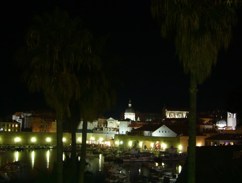 Dubrovnik v noci