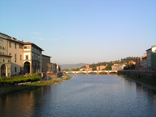 Florencia - pohľad z Ponte Vecchio