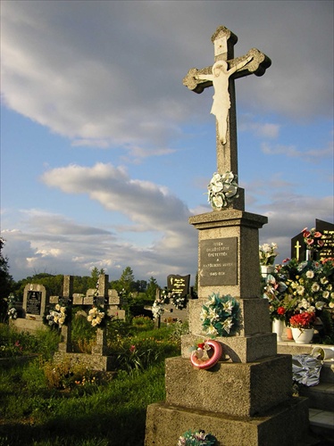 Cintorín v jeseni 1