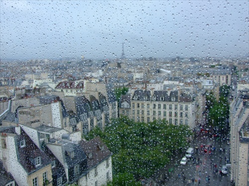 Paríž v daždi