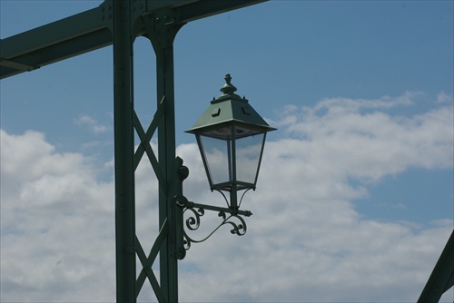 Lampa na Komárňanskom moste