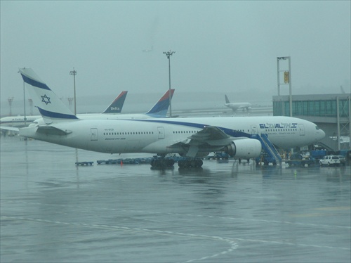 El Al Boeing 777-200