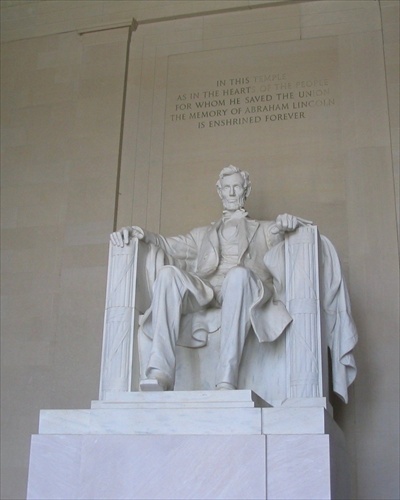 Prezident Abrahám Lincoln - Lincoln Memorial