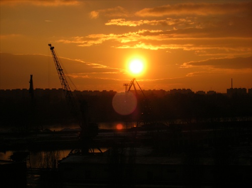 Západ slnka nad prístavom