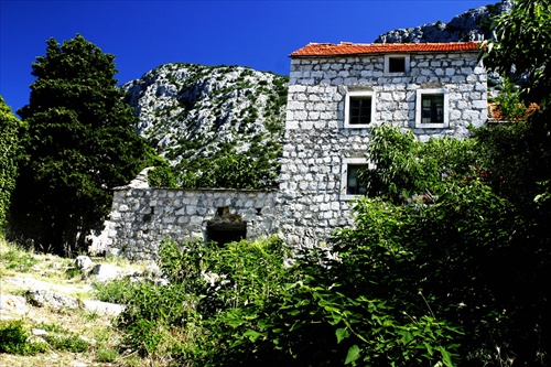starý dom v Dalmácii
