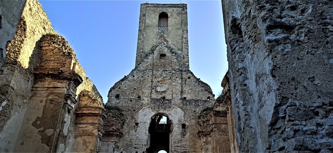 Ruiny kostola.Jún 2021.