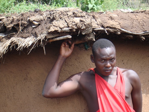 Chlapec z masajskej dediny