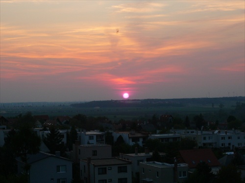 Západ Slnka nad Schloshofom