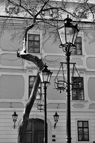 námestie starých lámp
