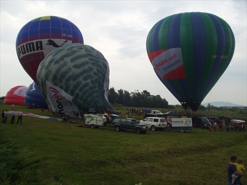 Nafukovanie baloonov 2005