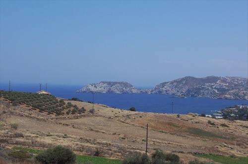 Panoramaitcký pohľad zo zálivu Agia Pelagia