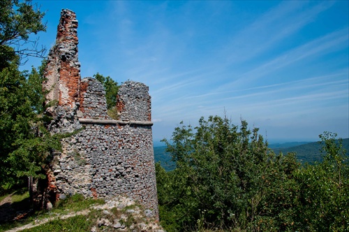 Kúsok z hradu Pajštún