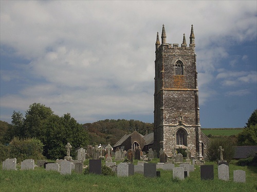 Cornwall- UK , Lansallos, kostolík z 15. storočia