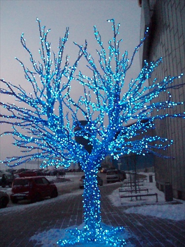 Strom svetiel