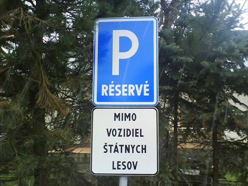 Tak kto tu vlastne môže parkovať ???
