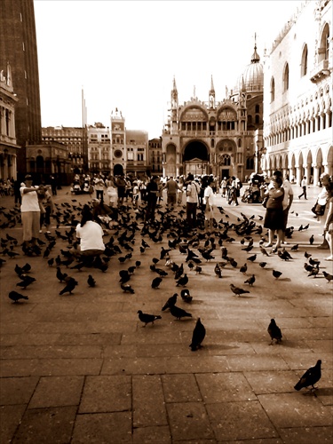 námestie Benátky