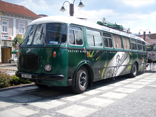 Pivný autobus