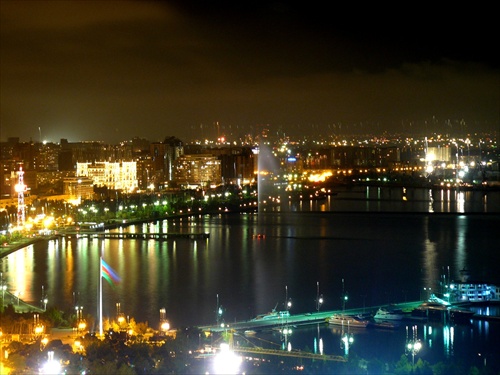 Baku v noci