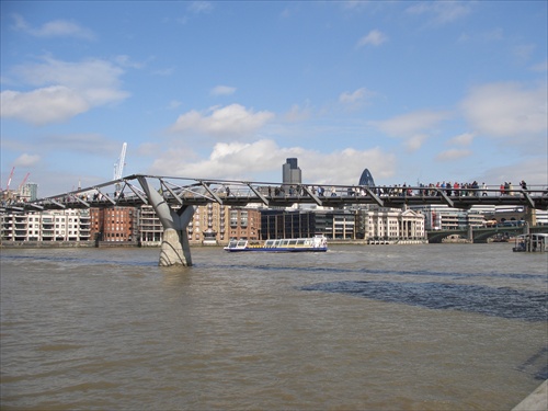 Že  by  sme  si  dali  sériu "Londýnske  mosty?"