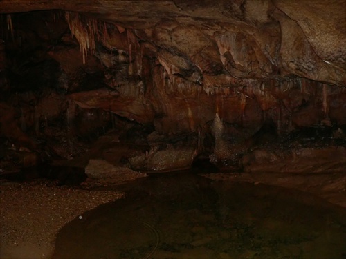 Podzemné jazierko