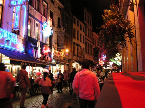 nočná amosféra v Bruseli