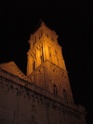kostolna veža