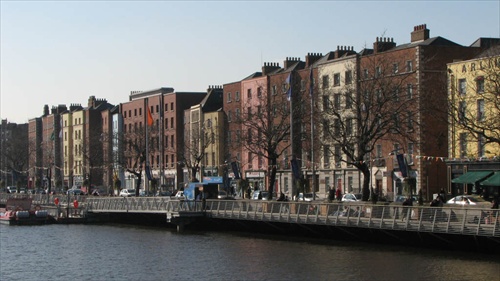 Dublin City Centre - Bachelor's walk