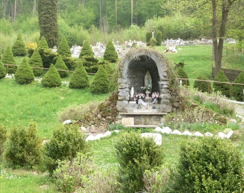 1. Cintorín v Kružľovskej Hute, okr. Bardejov