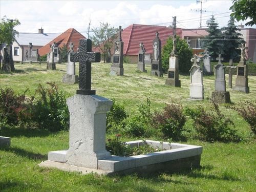 Starý cintorín