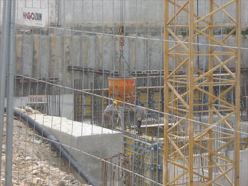 Stavba na Fazuľovej - jún 2006