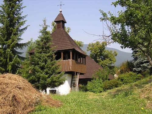 drevený kostolík v obci Istebné