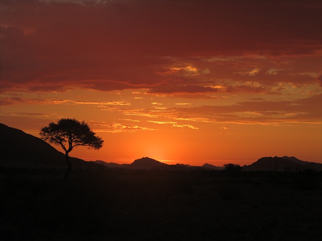 Dobrú noc, Namib.