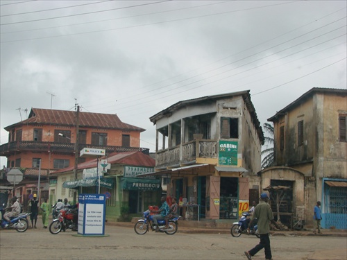 V uliciach Porto-Novo