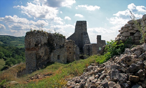 zrúcanina hradu - Beckov