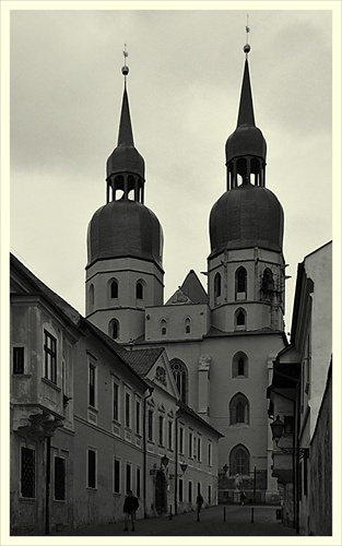 Kostolné veže