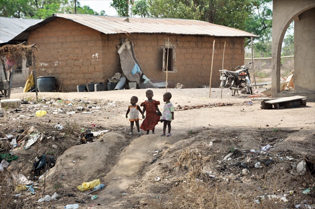 Deti na priedomí, Lokoja, Nigeria