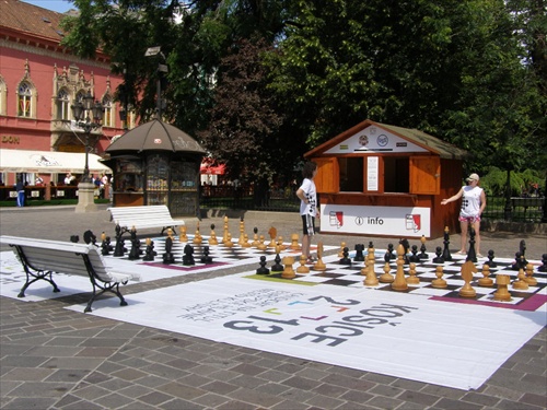 utorok-šach na Hlavnej v Košiciach